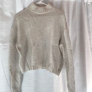 Knitted cropped sweater